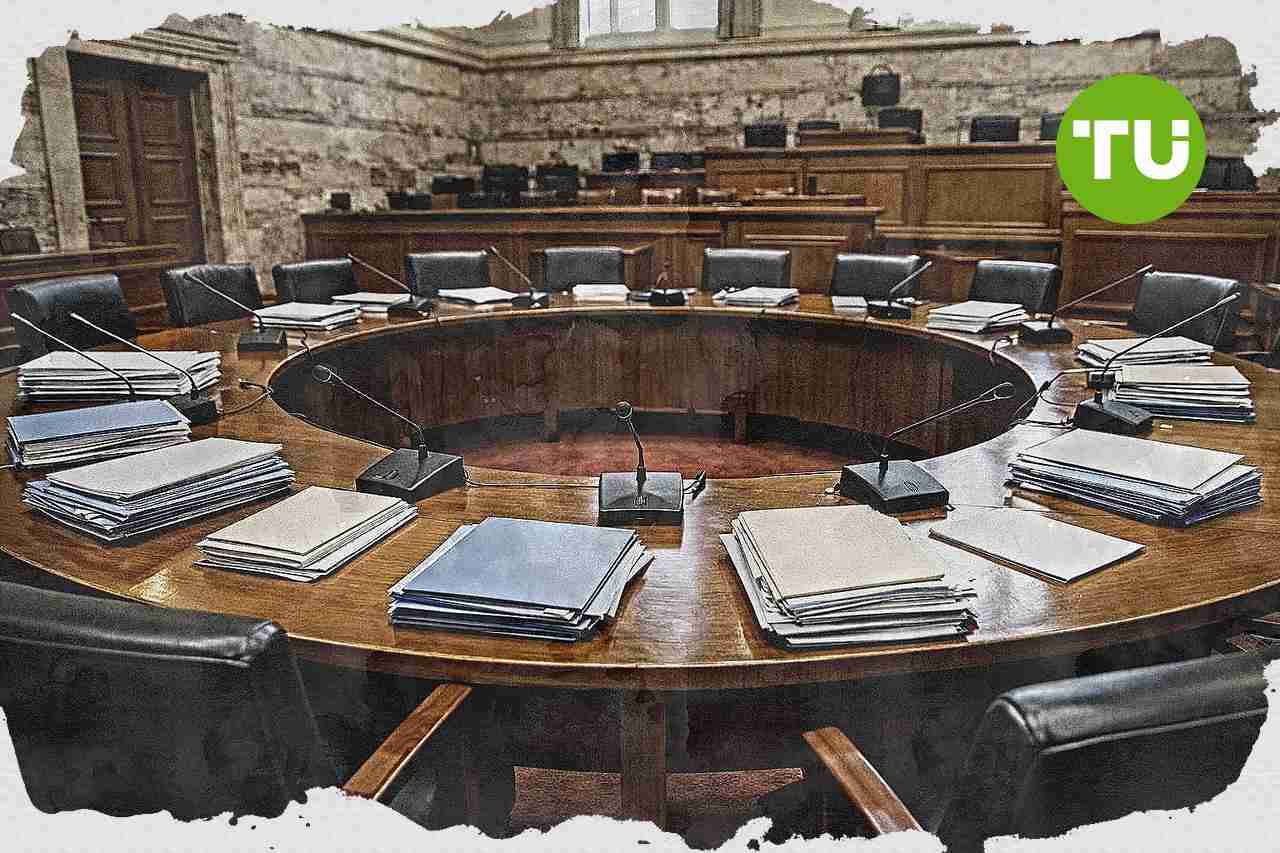 El Parlamento griego constituye la comisión para la revisión constitucional