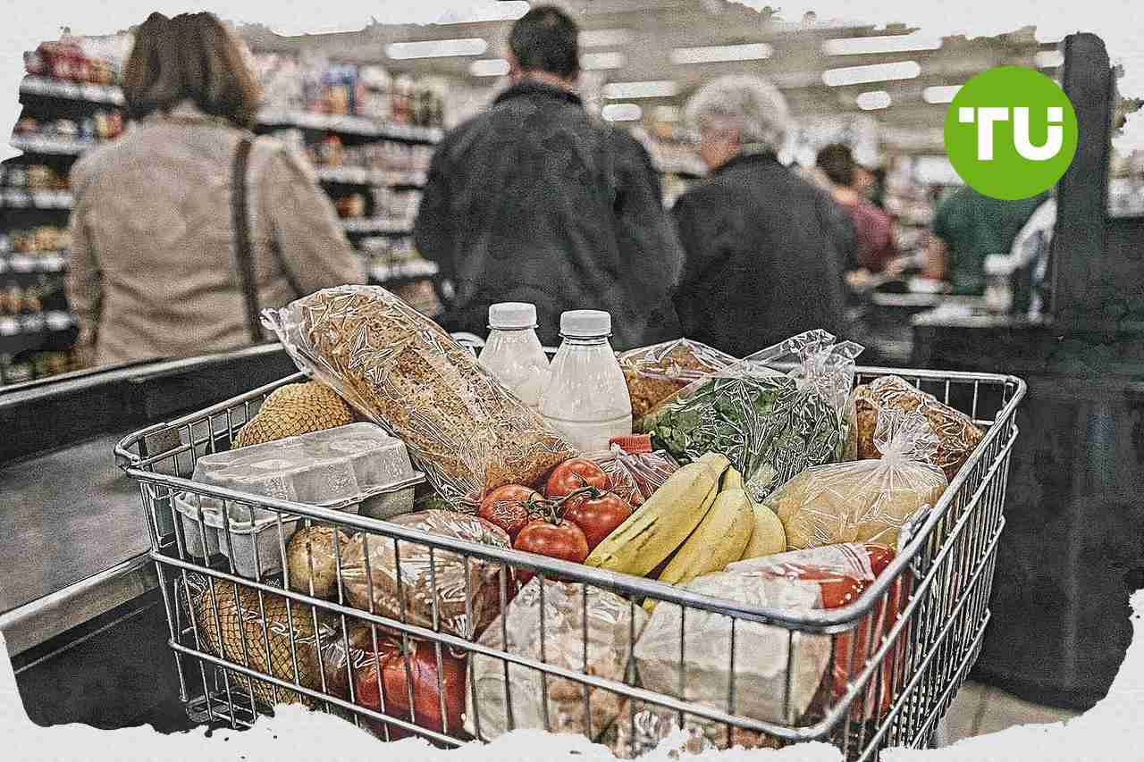 Grecia mantiene el tope a los márgenes de beneficio de los supermercados mientras negocia una rebaja de precios