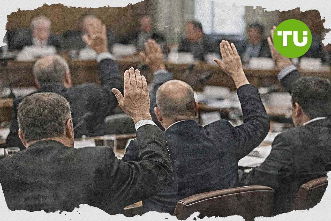 Sejm debatuje nad wnioskiem PiS o odwołanie szefa MSWiA
