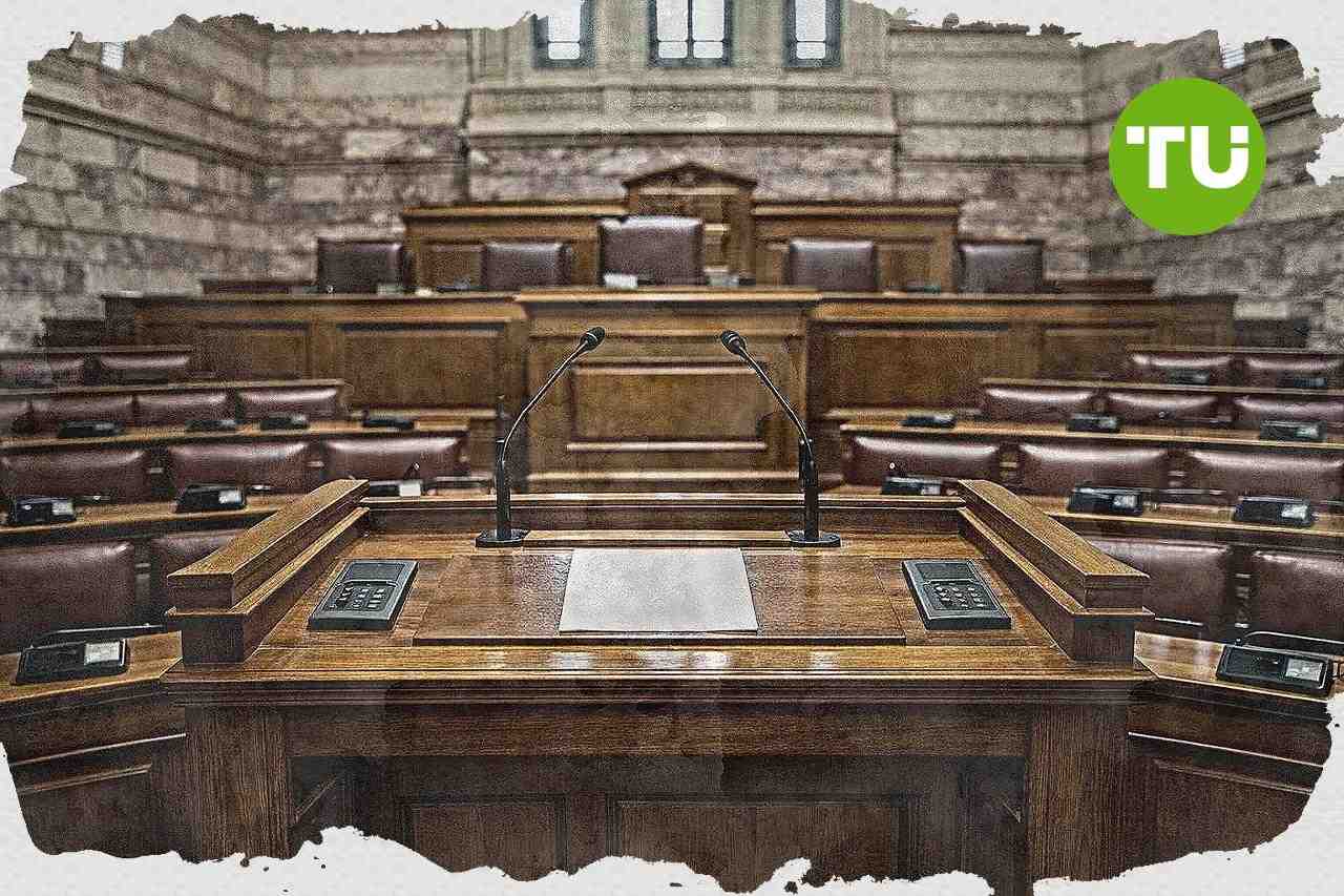 PASOK plantea una revisión constitucional con choque institucional en Grecia