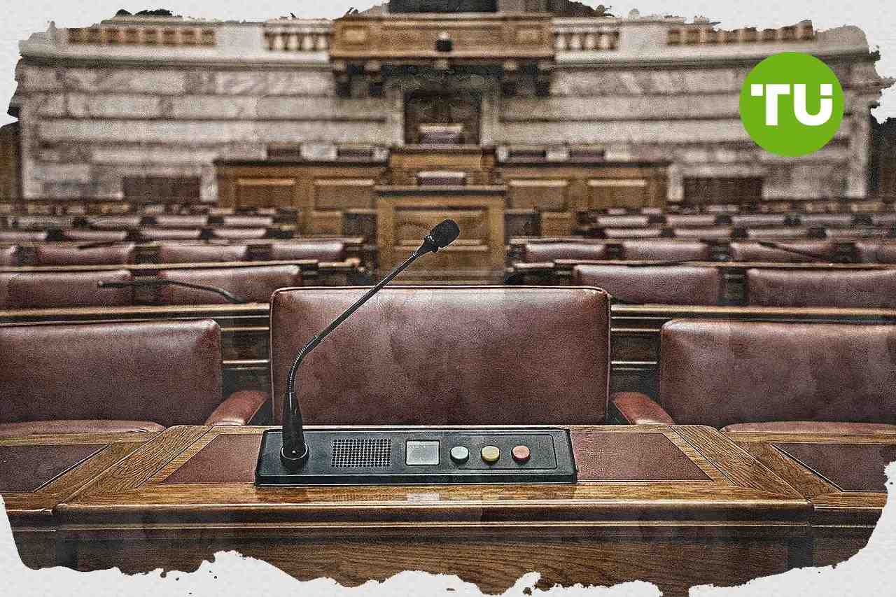 Pléfsi Eleftherías plantea una asamblea constituyente para la reforma constitucional en Grecia