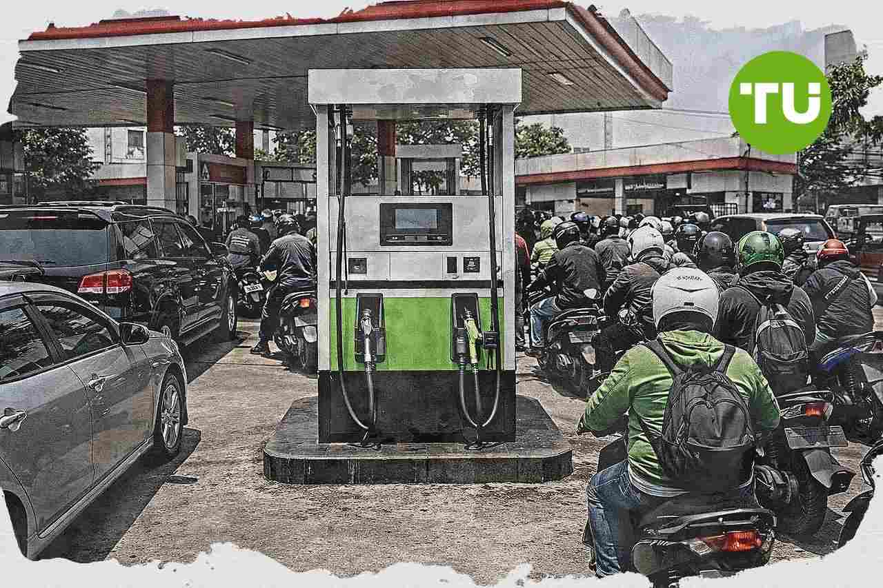 Celios nilai kenaikan harga Pertamax menekan daya beli kelas menengah