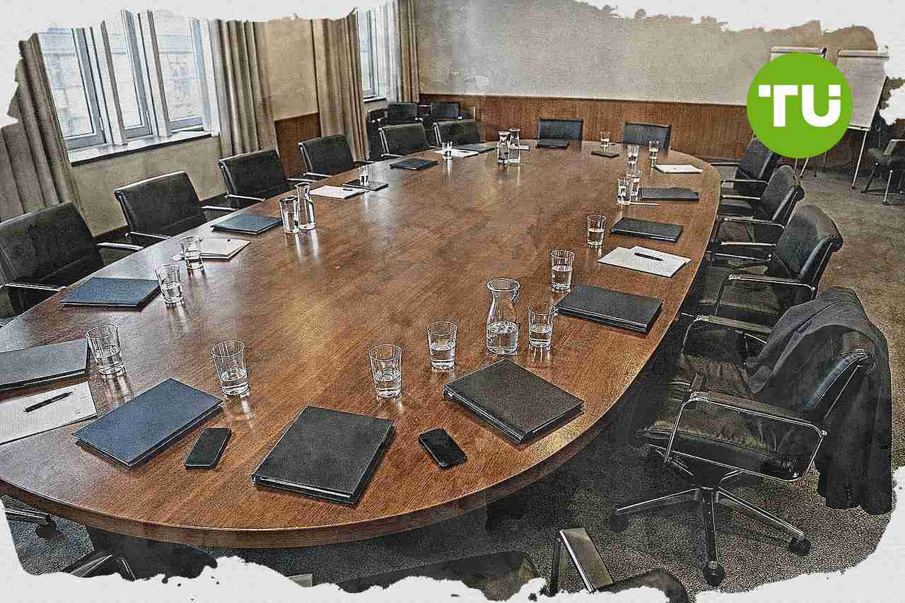 Place publique vise une alliance avec le PS pour la présidentielle de 2027