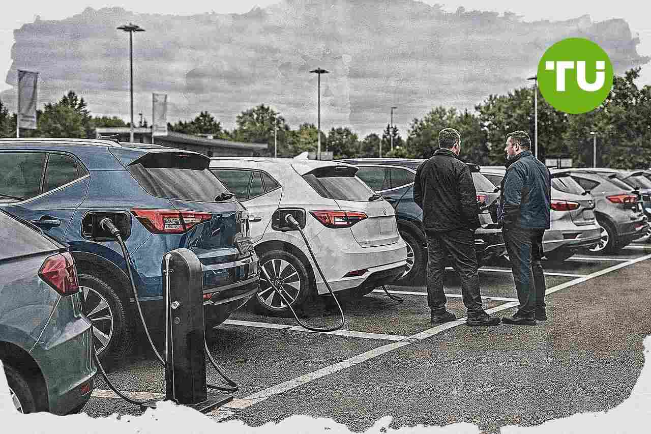 UK plans to ease EV sales targets as carmakers warn over investment and jobs