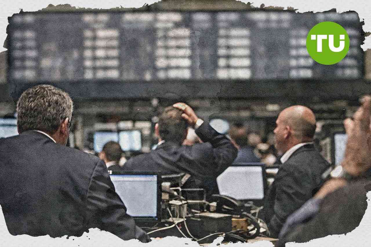 SpaceX wins bullish backing after IPO debut
