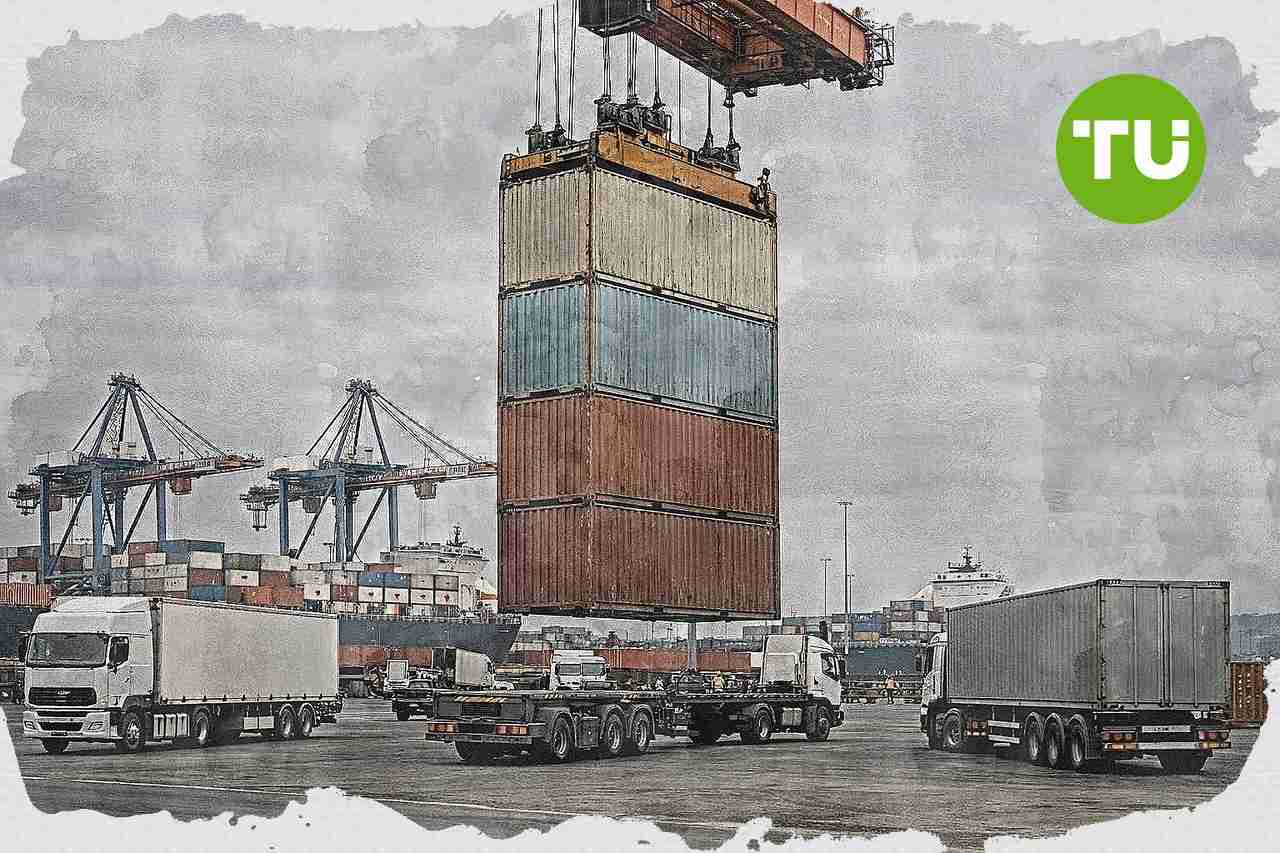 Italia, surplus commerciale sale ad aprile mentre l'export accelera