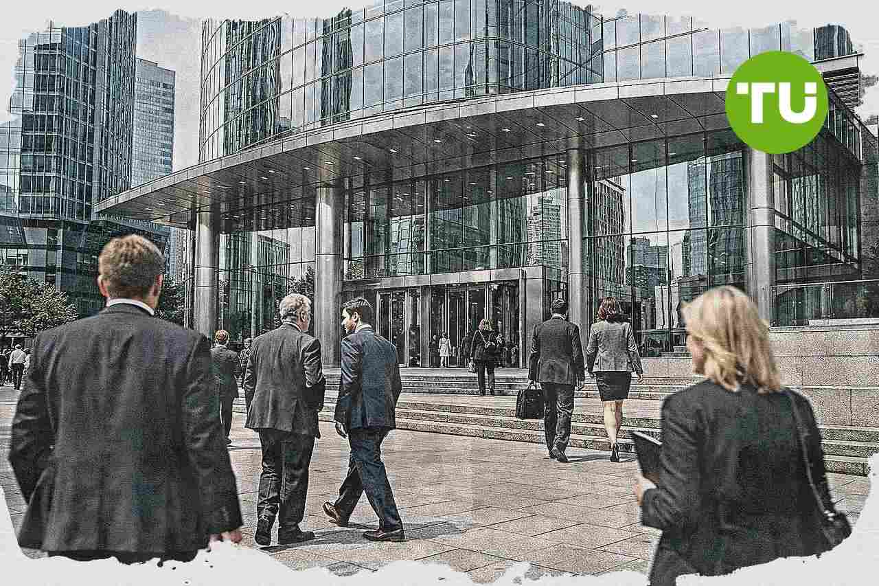 UniCredit porta le adesioni all'Ops su Commerzbank all'11,91%, esposizione potenziale al 55,09%