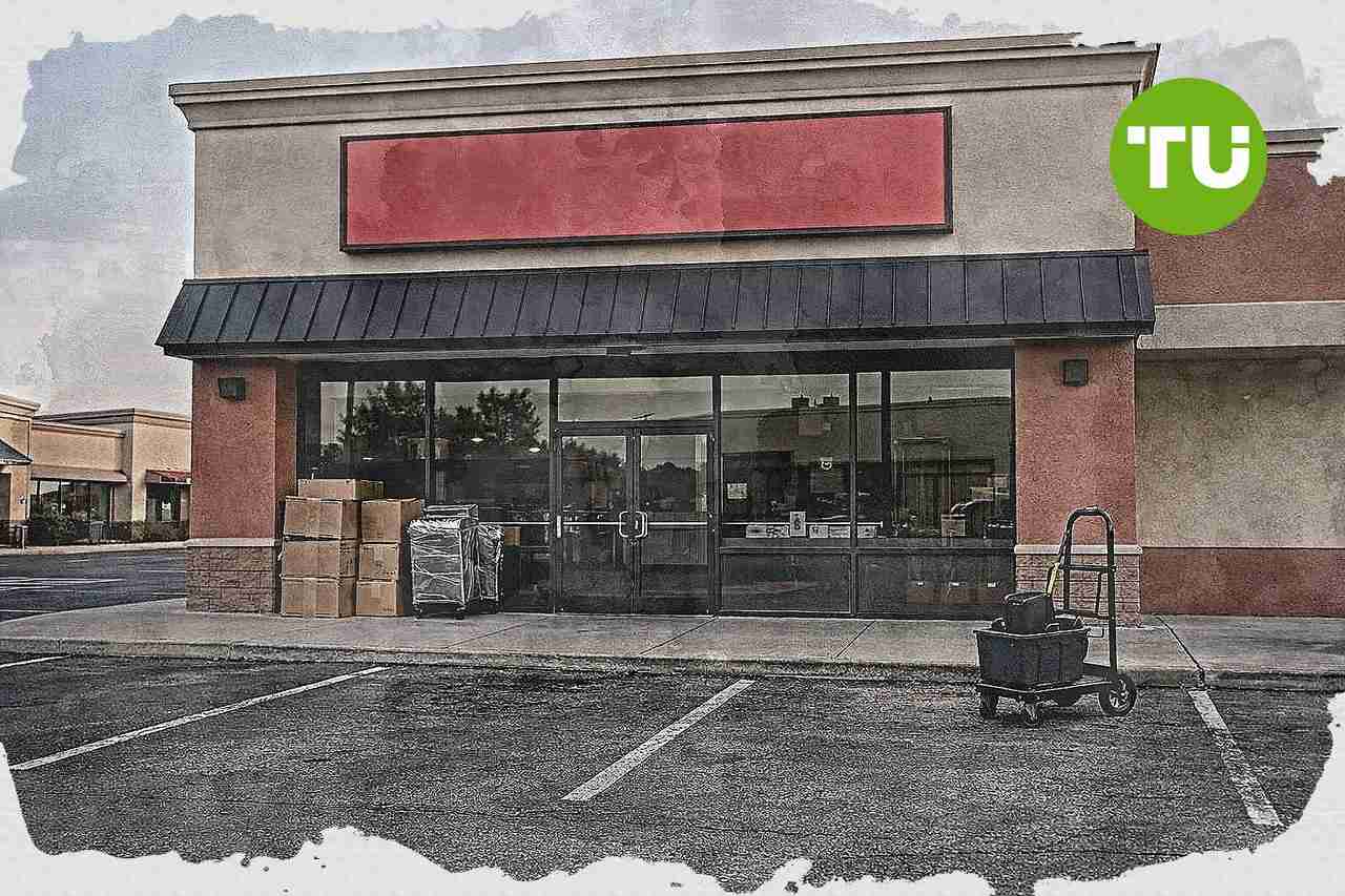 Yum! Brands sells Pizza Hut assets in $2.7 billion split deal