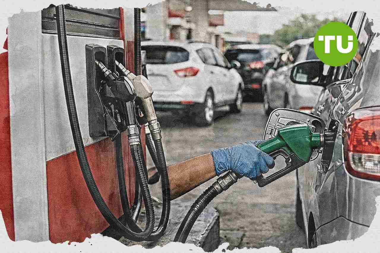 Kementerian ESDM tegaskan harga BBM nonsubsidi mengikuti pergerakan minyak dunia