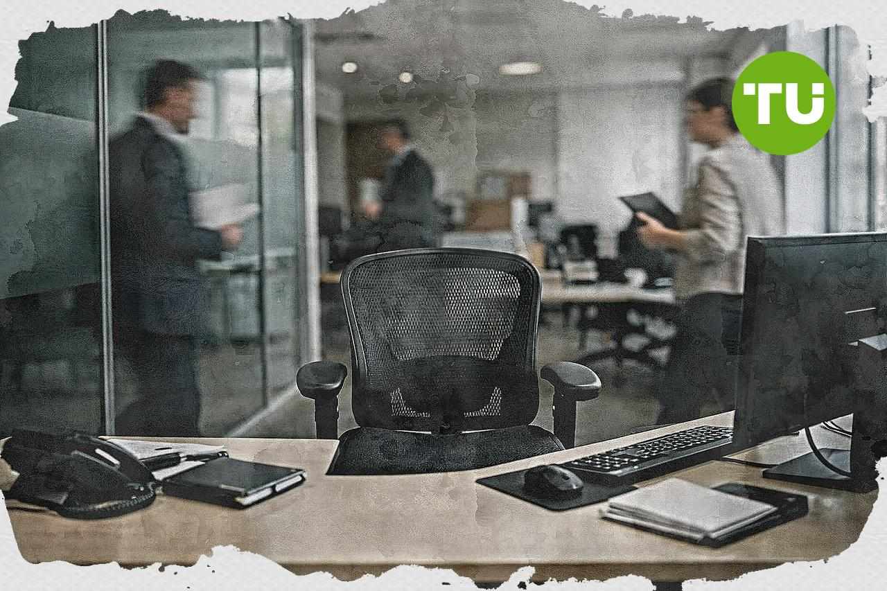 Bce, Lagarde avverte sui rischi di un calo dell'ottimismo sull'AI per i mercati europei