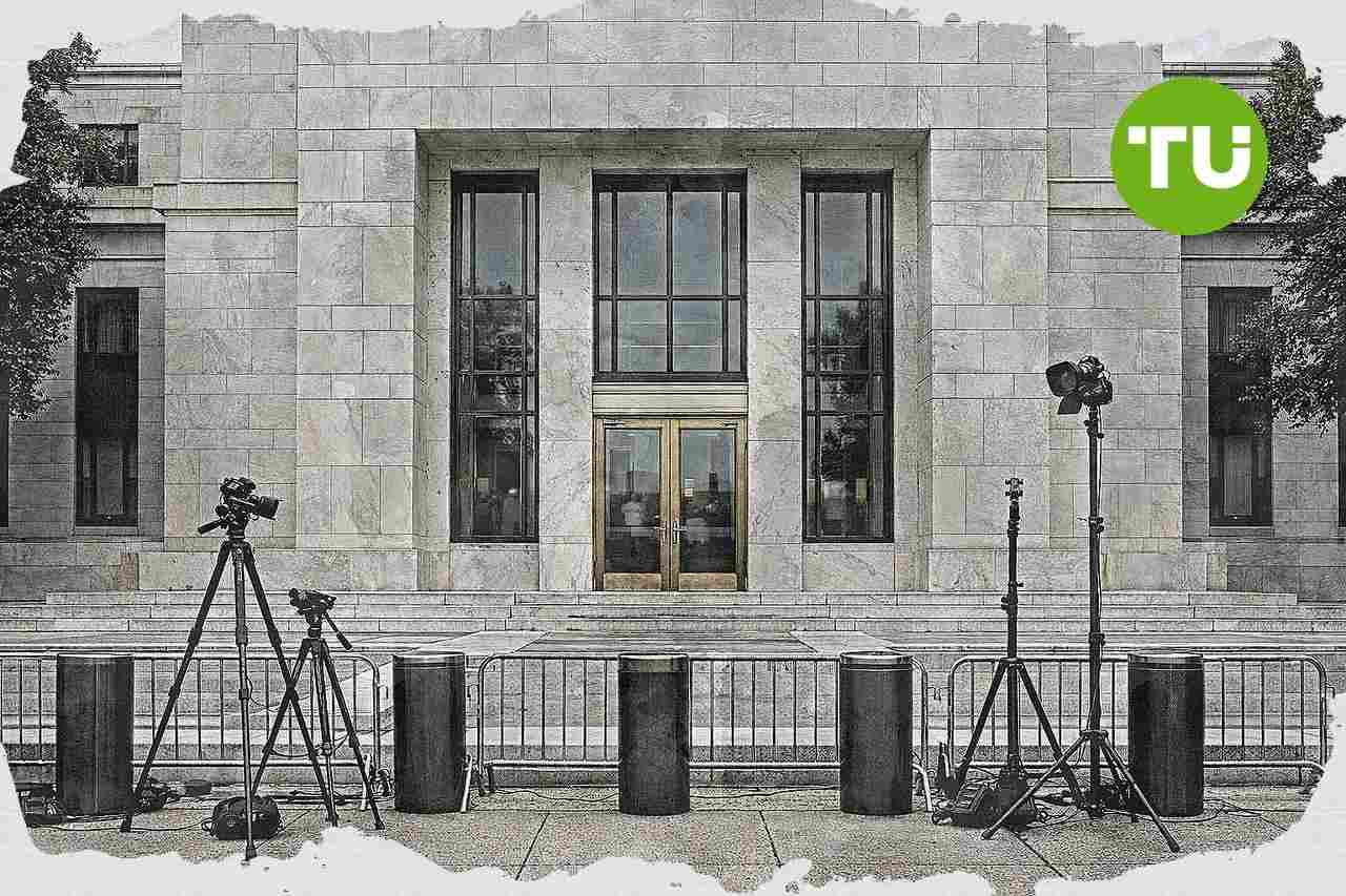 Federal Reserve projections point to possible 2026 rate hikes as inflation outlook worsens