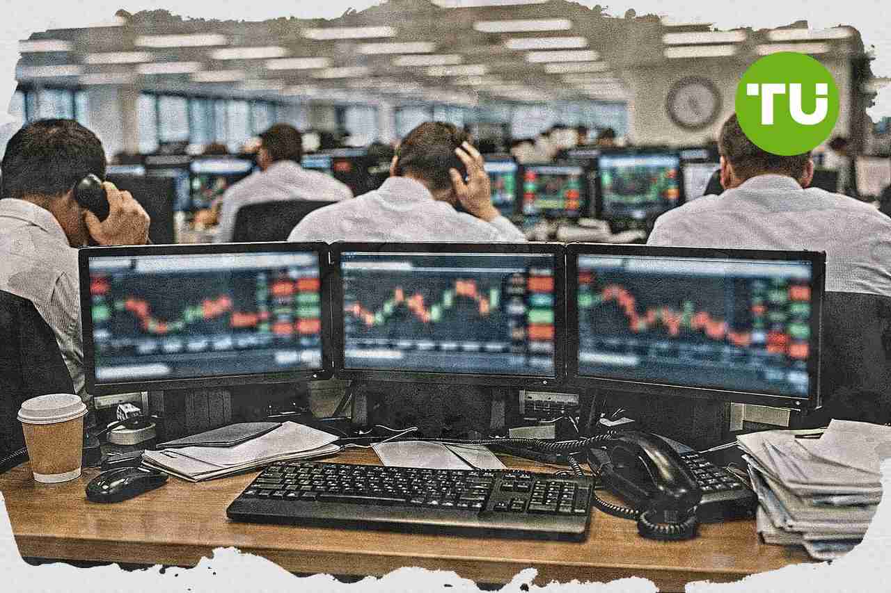 UK stocks fall ahead of Bank of England rate decision