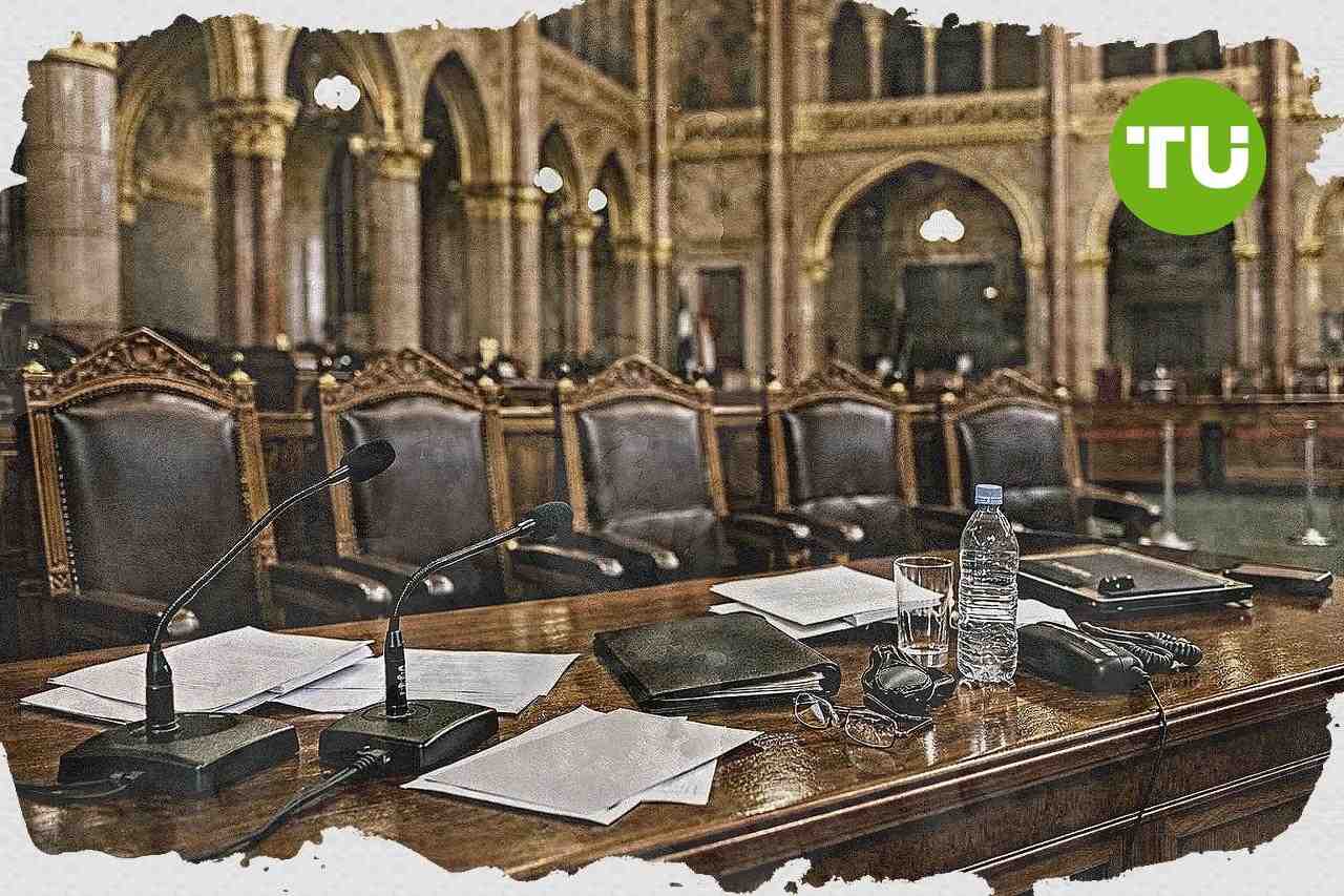 Magyarország közjogi vezetőinek leváltását támogatja 181 jogász