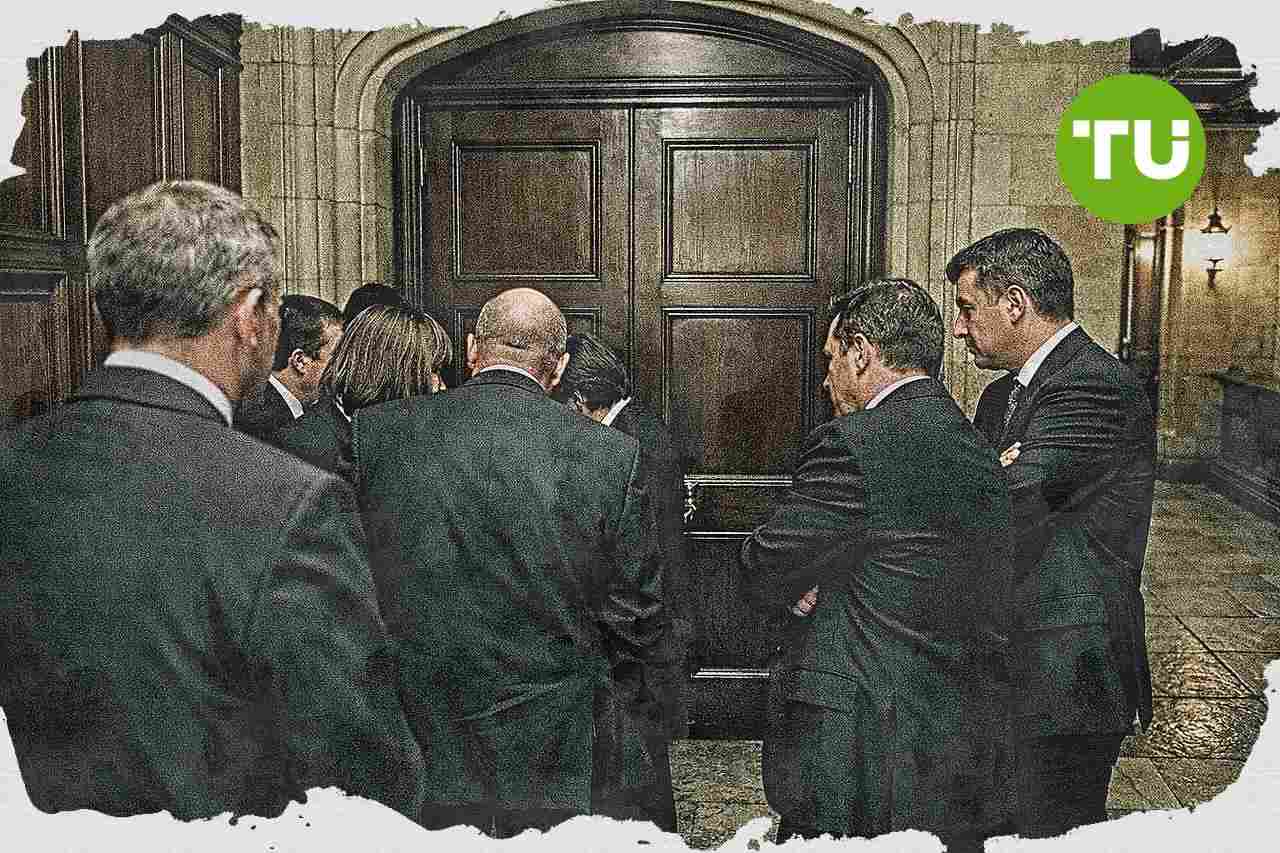 Labour leadership pressure deepens as MPs fear seat losses under Starmer