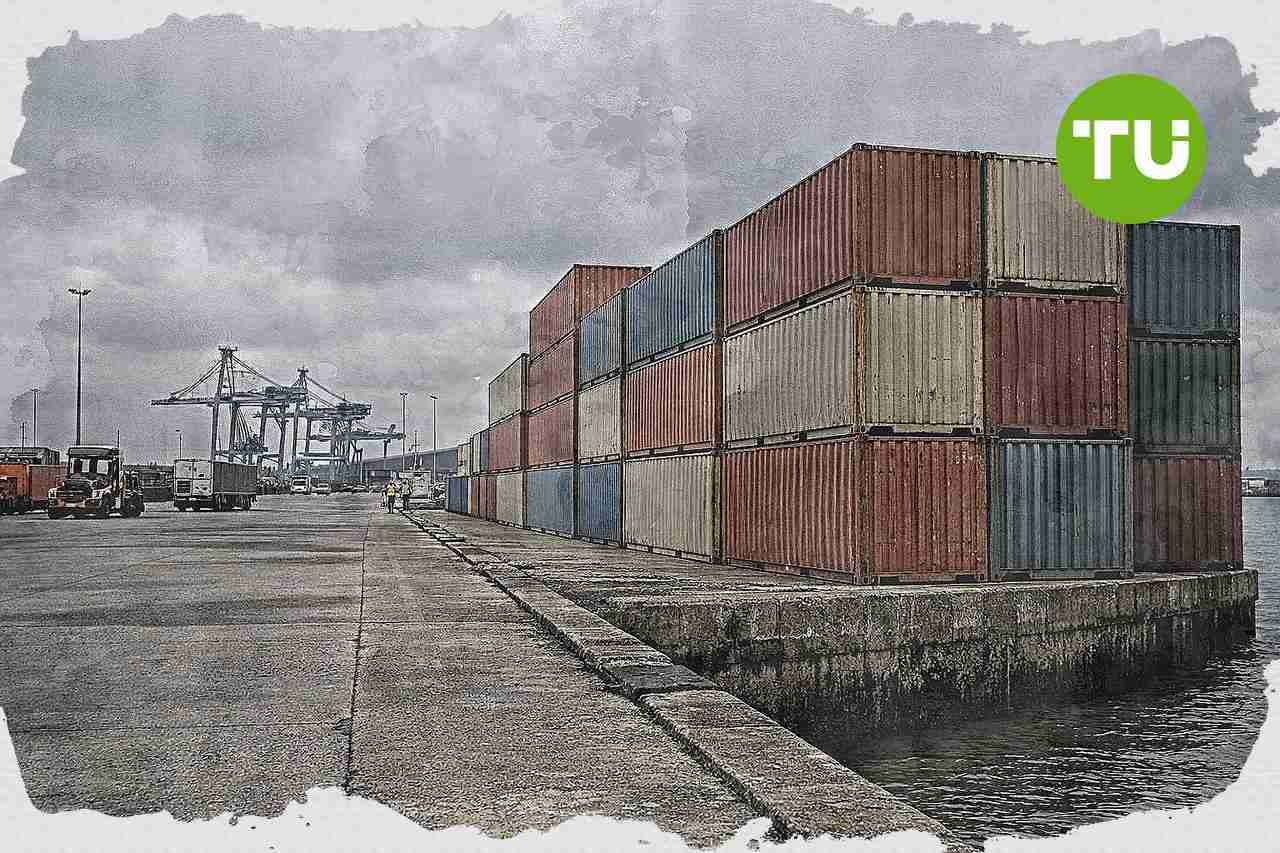 UK Brexit debate shifts to closer EU ties as rejoin push remains premature