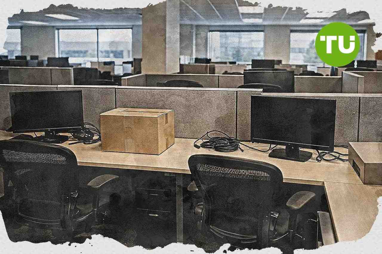 אמדוקס מתמודדת עם לחץ במניה על רקע חששות מ-AI וצמיחה מתונה