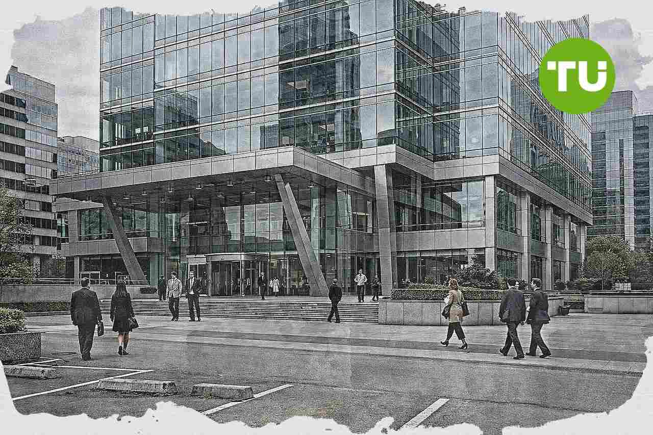 Lloyds weighs Aldermore bid as FirstRand pursues UK exit