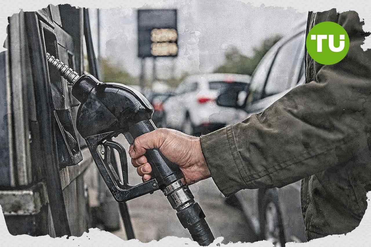 U.S. gasoline prices extend six-week decline as Iran diplomacy eases supply fears