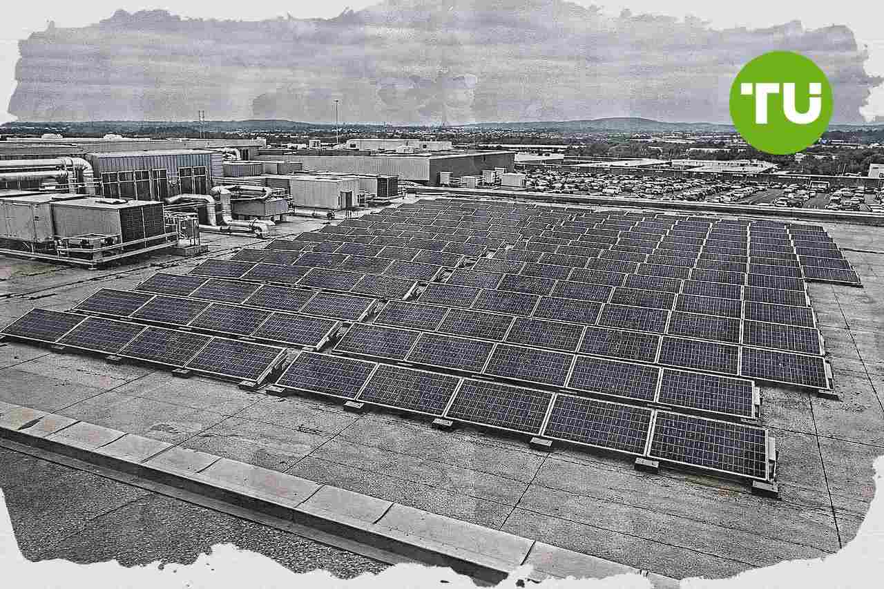 Obchodní centra v Česku rozšiřují střešní fotovoltaiku kvůli úsporám energií