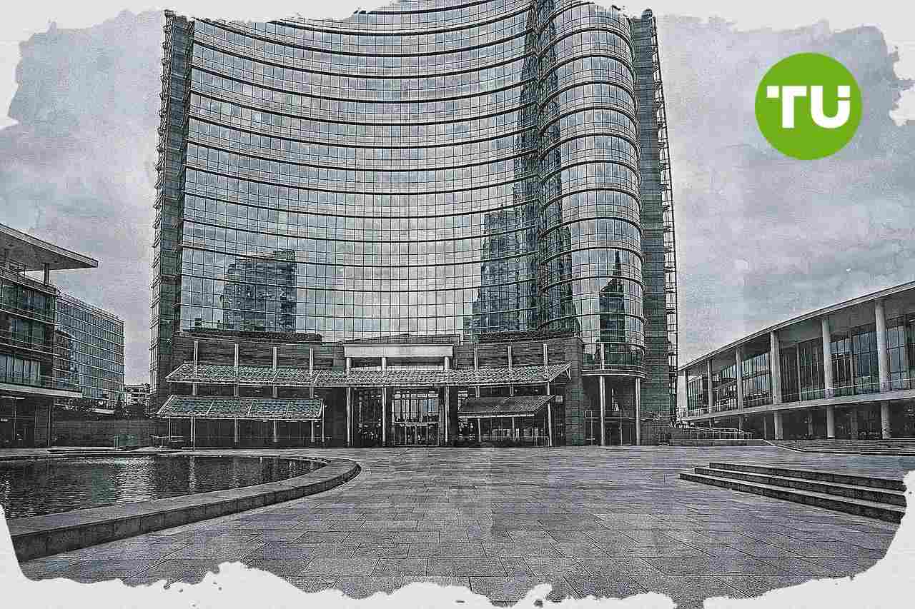 UniCredit resta osservatore nel consolidamento bancario in Italia, Orcel apre solo a future opportunità