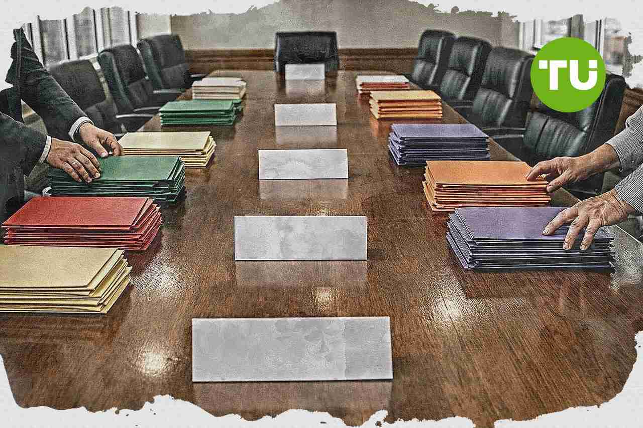 Η Ελληνική Αριστερή Συμπαράταξη ορίζει 25 τομεάρχες για τον πολιτικό σχεδιασμό του Αλέξη Τσίπρα