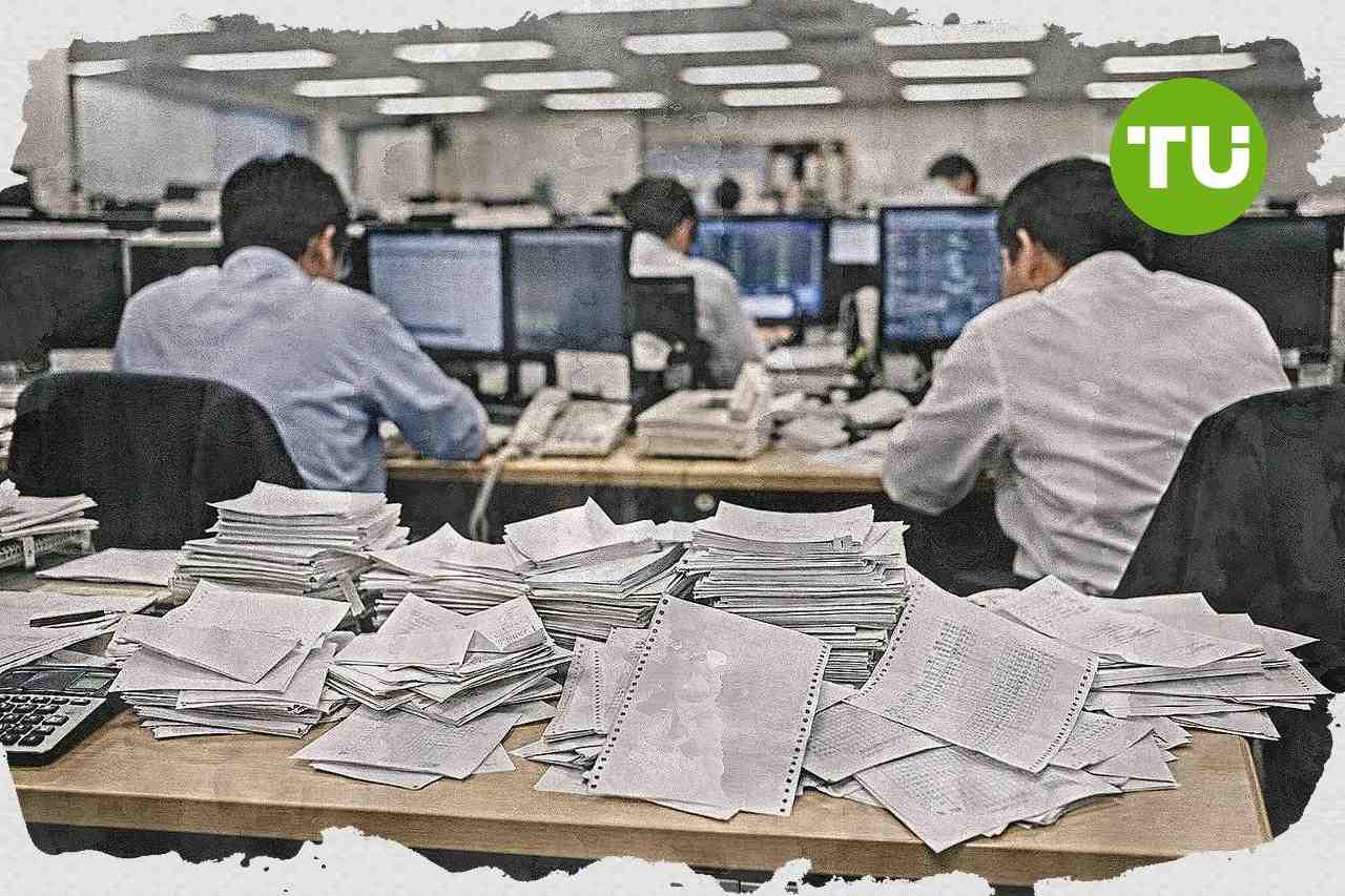 日銀、物価上振れリスクで政策金利引き上げを議論