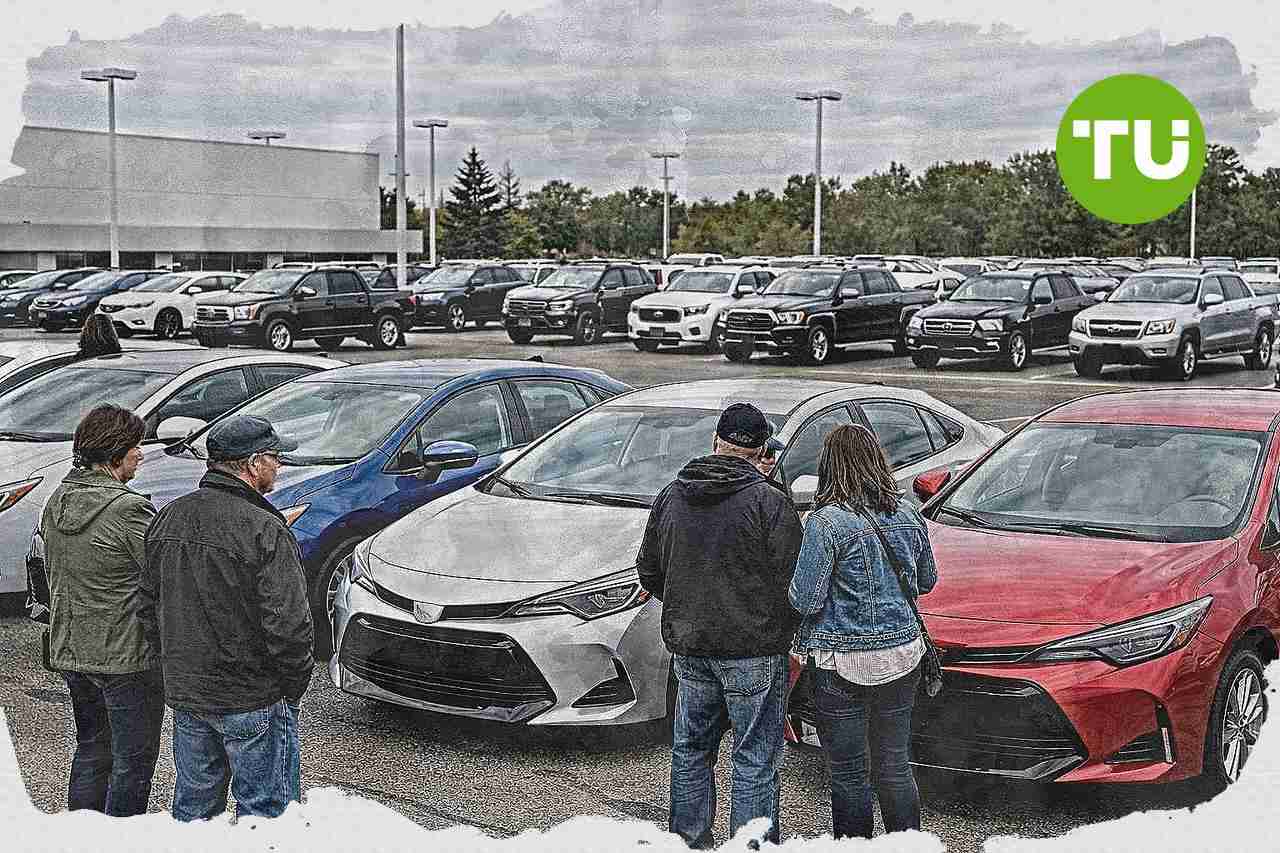 Toyota narrows U.S. sales gap with GM as hybrid demand strengthens
