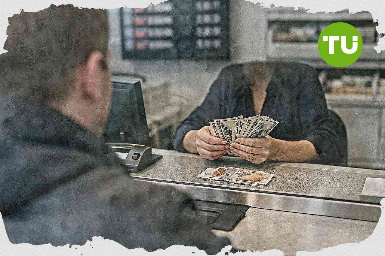 Norsk krone svekker seg mot dollar og euro mens sterk U.S.-økonomi løfter valutaen