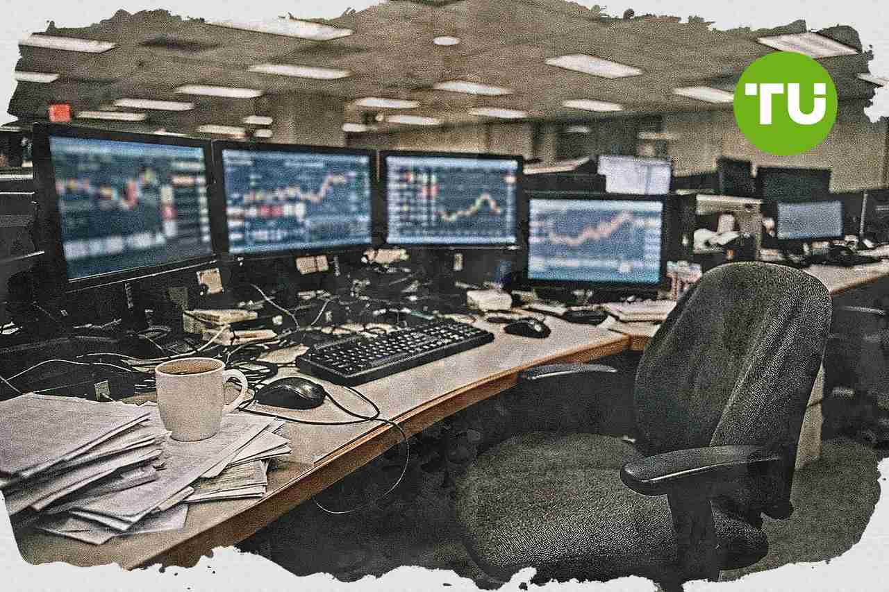 Wall Street futures slide as chip stocks resume selloff