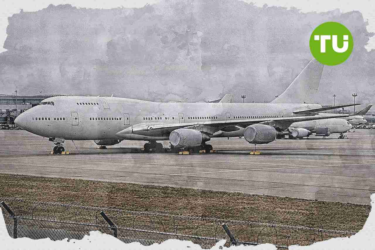 Lufthansa bereitet wegen möglichem Kerosinmangel Flugkürzungen vor