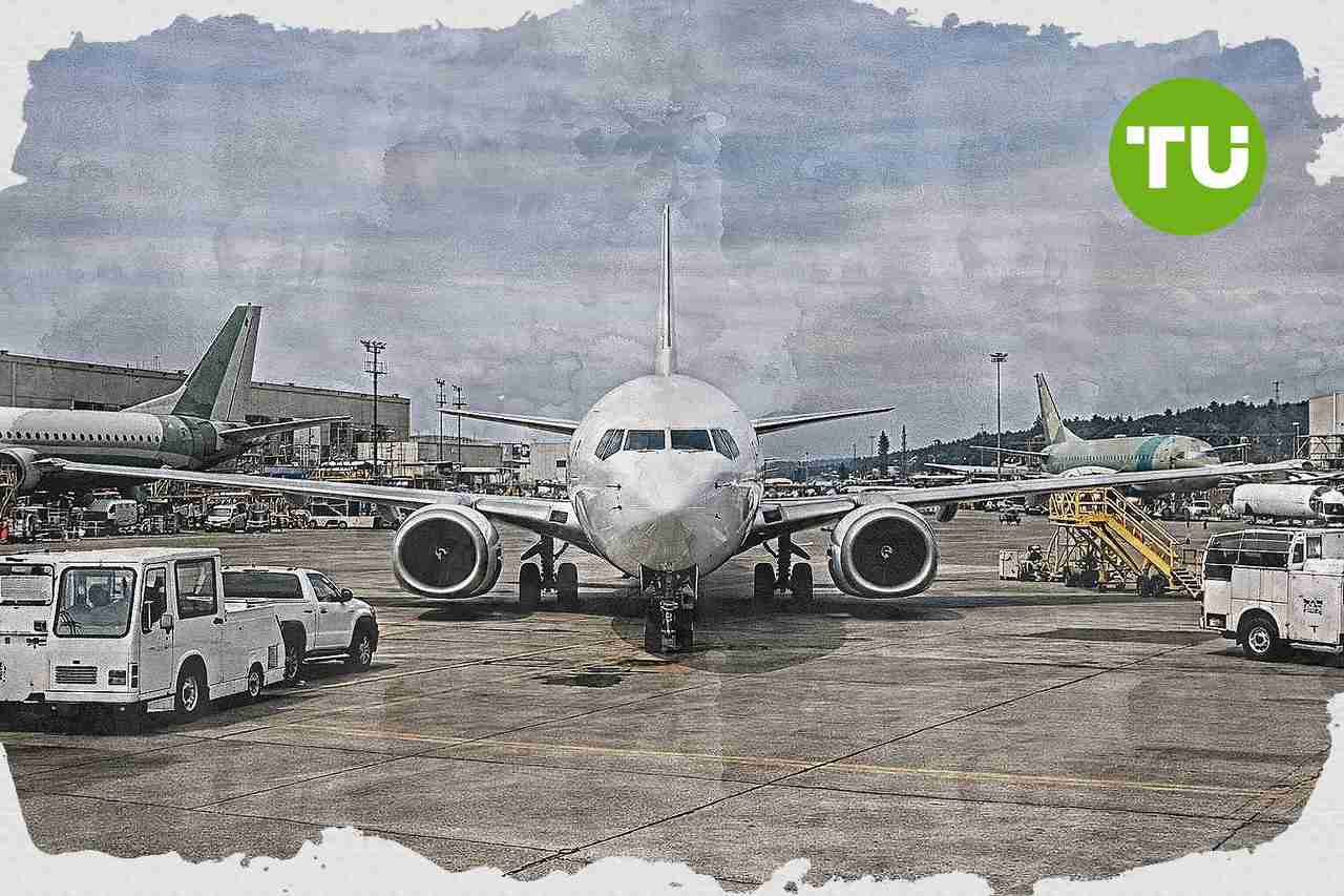 Boeing outlook raised to positive as Fitch affirms 'BBB' rating