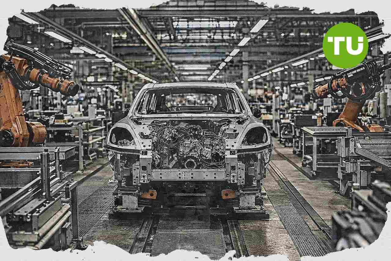 Porsche plant Cayenne-Verlagerung nach Leipzig und verknüpft sie mit Lohneinschnitten