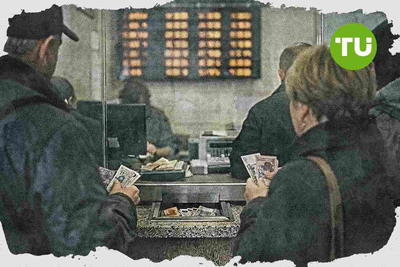 A forint gyengül, miközben a dollár erősödik a nemzetközi devizapiacon