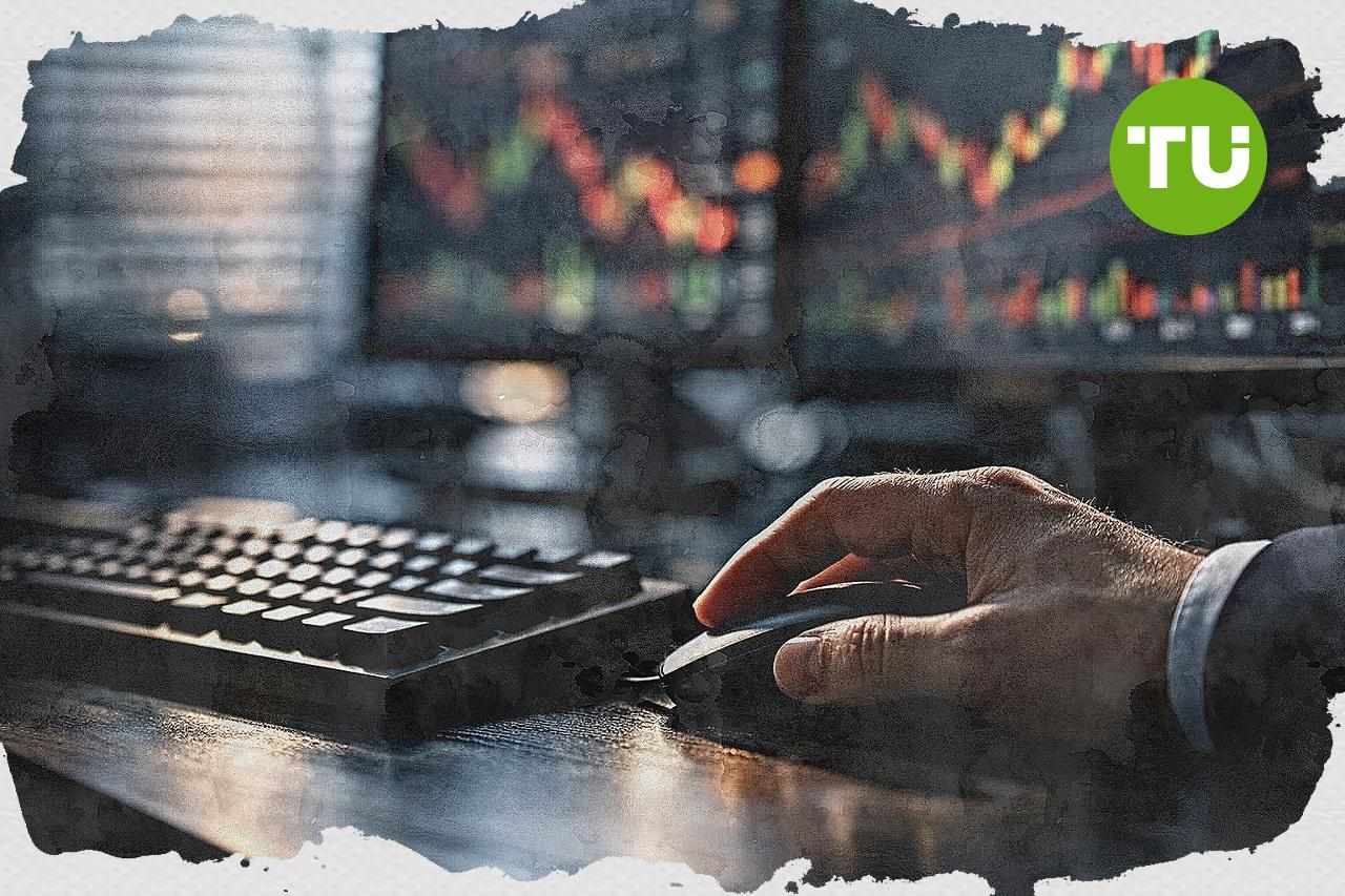 Oppenheimer cuts ratings on U.S. investment banks, favors alternative asset managers