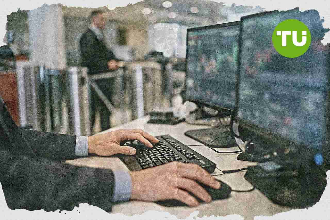 Московская биржа установила порядок размещения облигаций Сбербанка серии ИОС-YDEX-BNR-1Y-001Р-808R