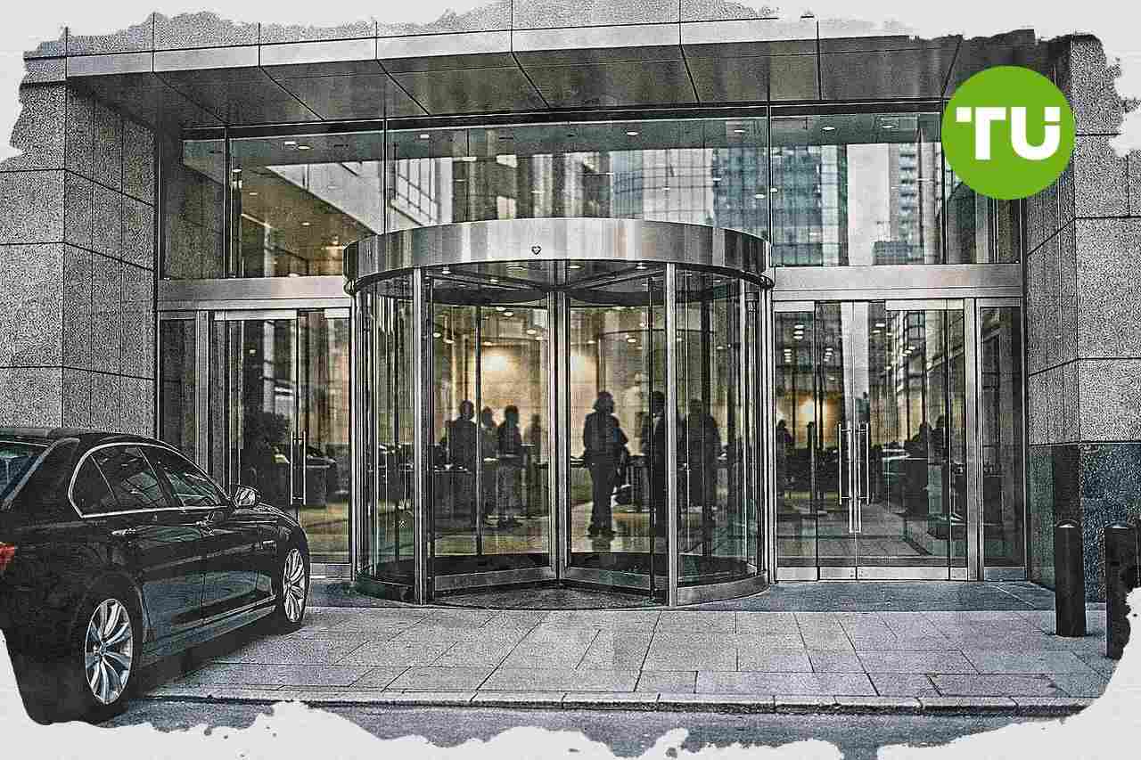 CFC appoints new chief executive as insurer weighs London IPO options