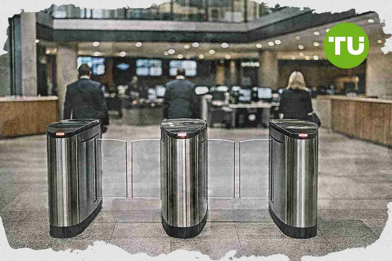 UK takeover bids outstrip London listings as public market pressure grows