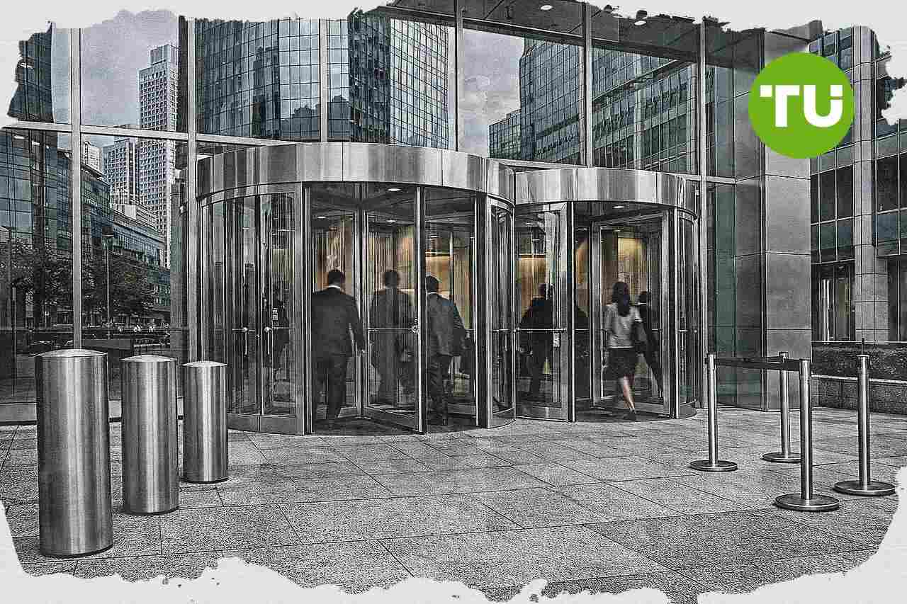 Commerzbank apre a un dialogo con UniCredit, ma lega le sinergie a un accordo condiviso