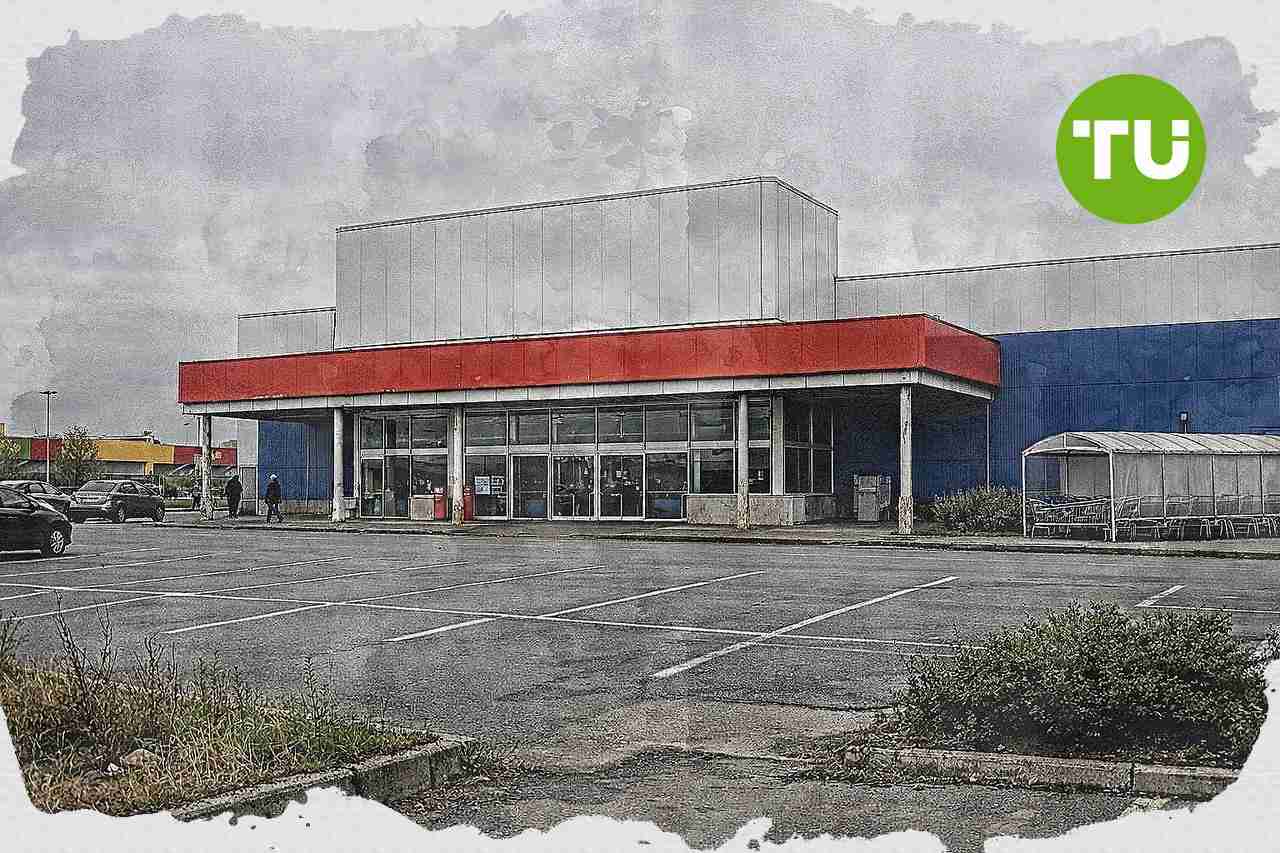 Tesco explores sale of central European business to sharpen UK focus