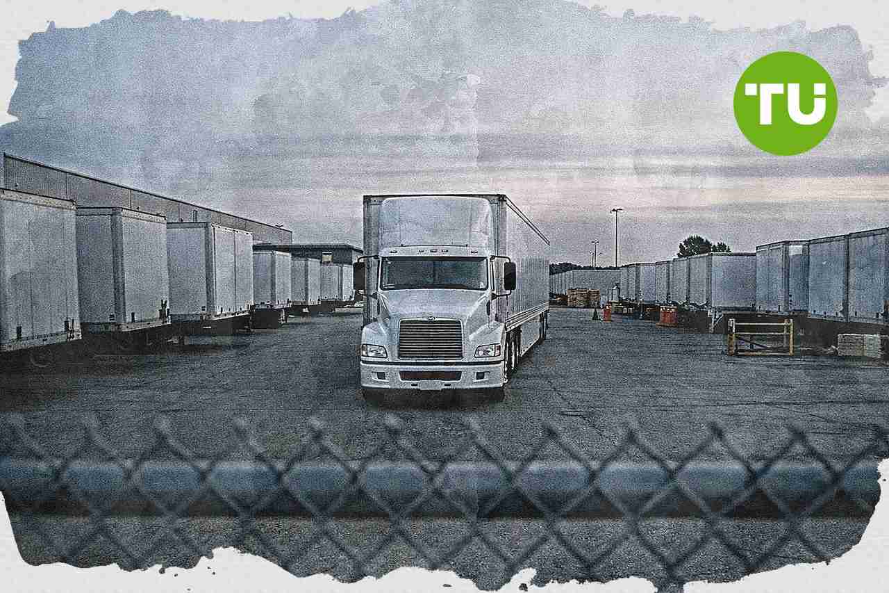 FedEx Freight pullback draws long-term buying call amid trucking sector reset
