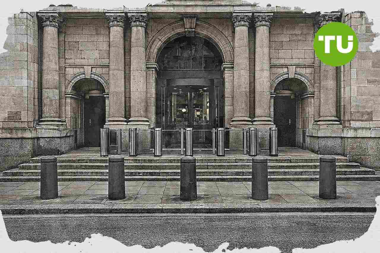 UK car finance lenders challenge FCA redress scheme over compensation liability