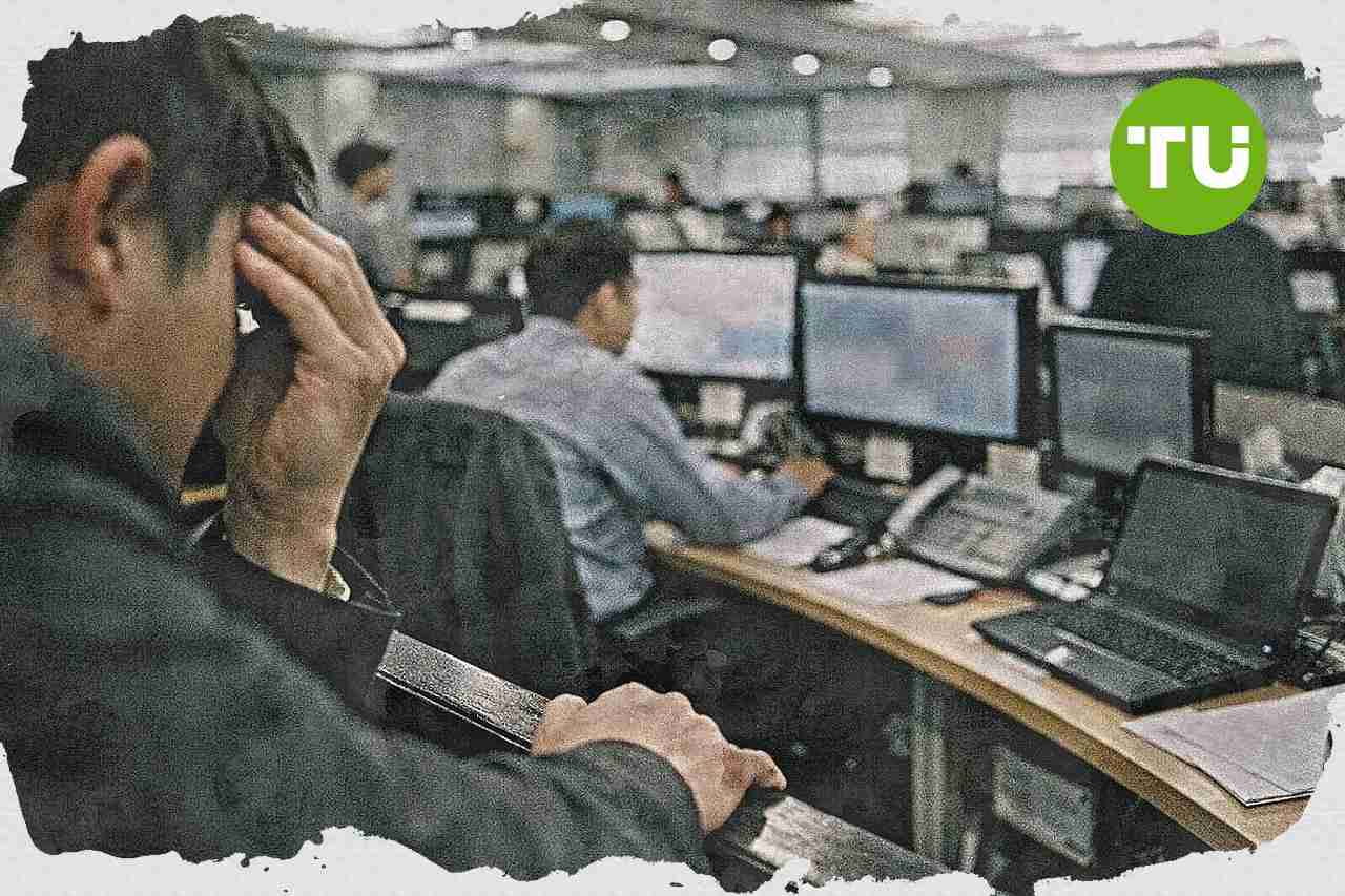 코스피 장중 7000선 붕괴, 반도체주 급락에 6%대 하락