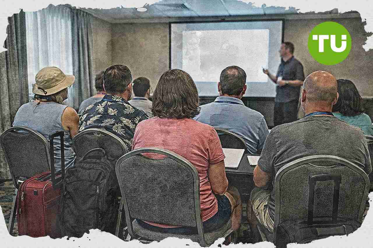 La CNMV refuerza la alerta por chiringuitos financieros en verano en España
