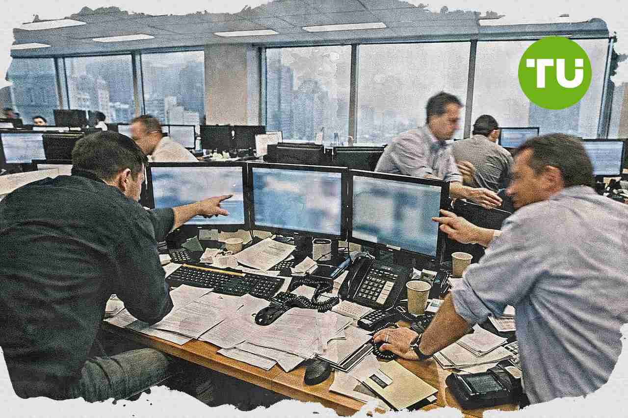 Big banks ride tech boom as trading and deal fees surge