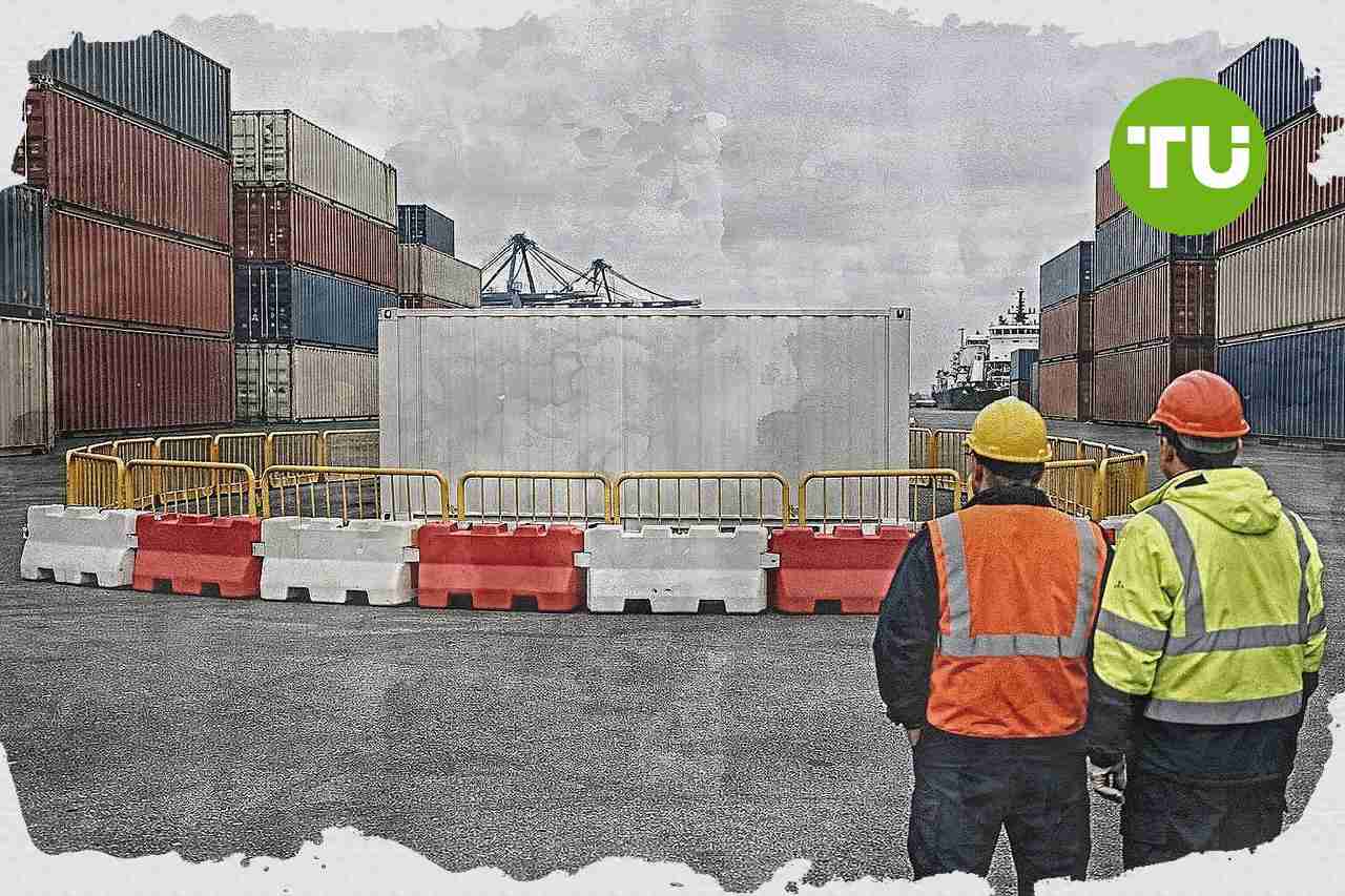 U.S. Treasury expands sanctions on Iran-linked shipping network