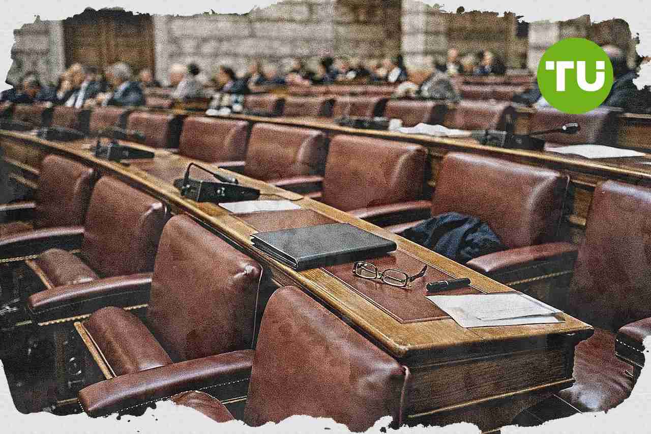Syriza-PS define el relevo en su grupo parlamentario tras nuevas salidas