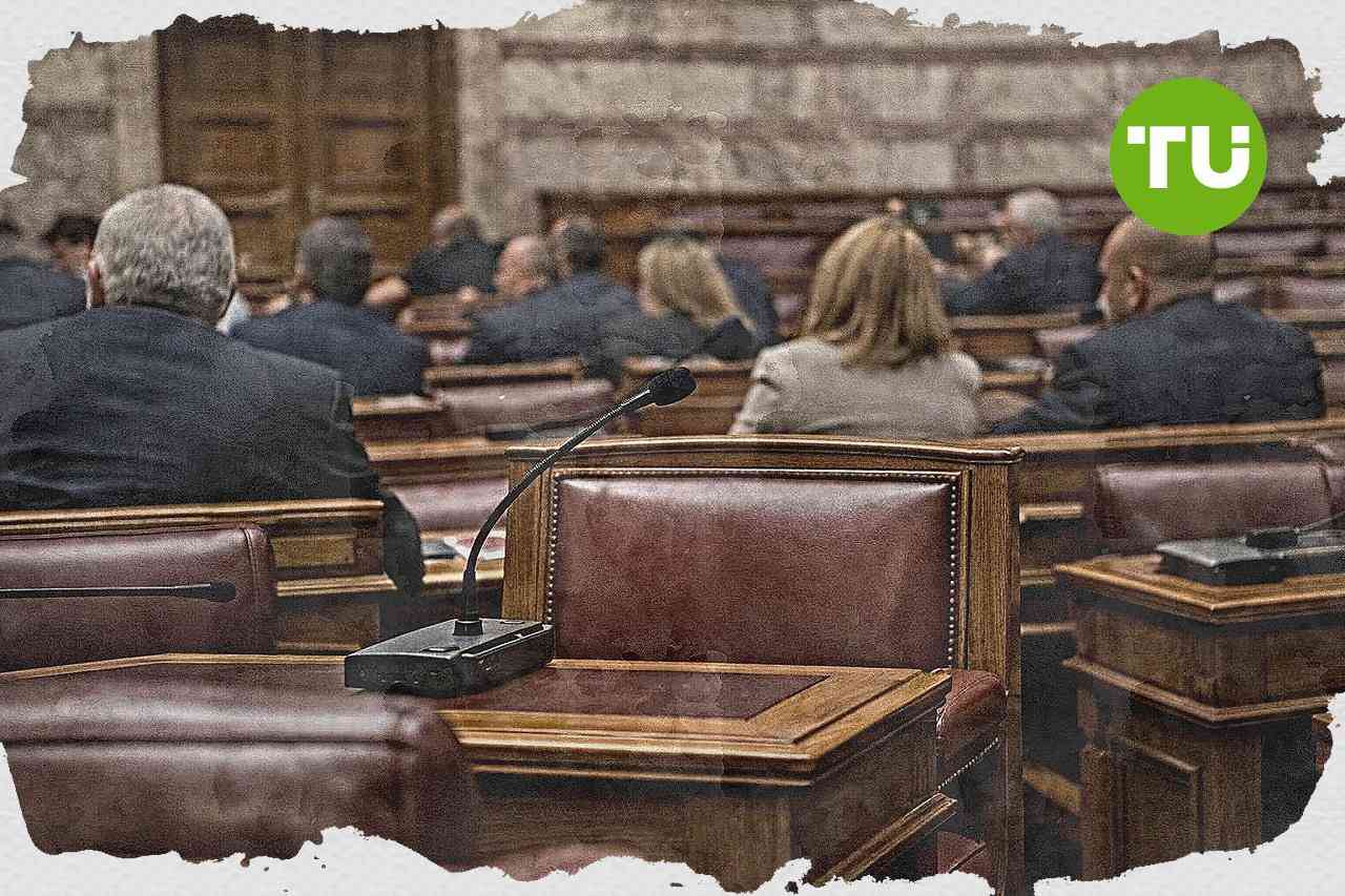 Syriza intensifica la presión política por los escaños tras nuevas salidas de diputados