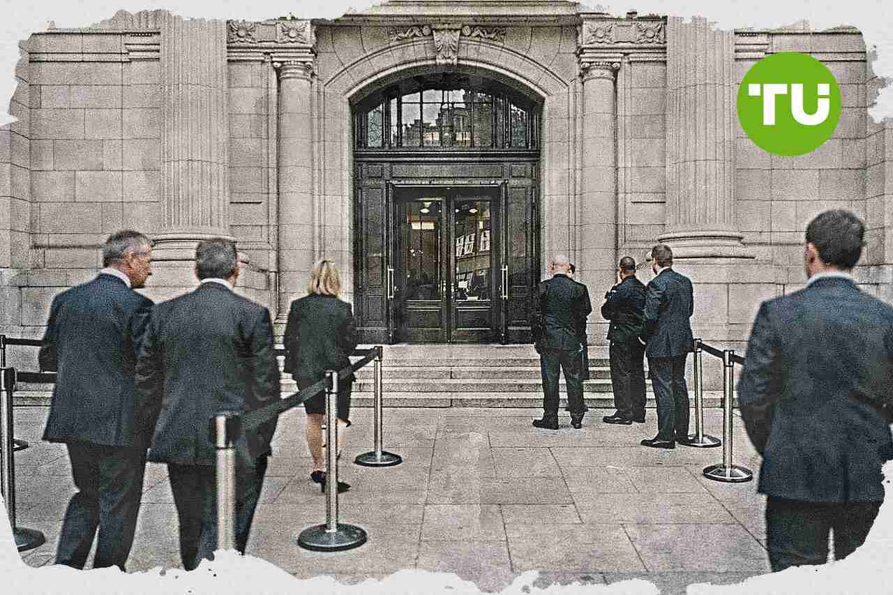 European Commission weighs bank deregulation to boost lenders' competitiveness