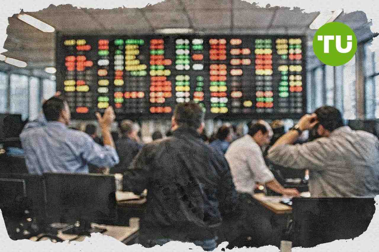Nasdaq slides as chip stocks pull back, oil prices edge higher