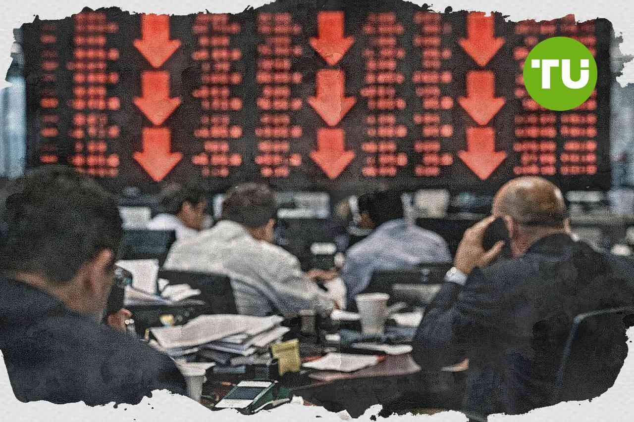 U.S. chip and AI-linked stocks slide as valuation fears rattle Wall Street